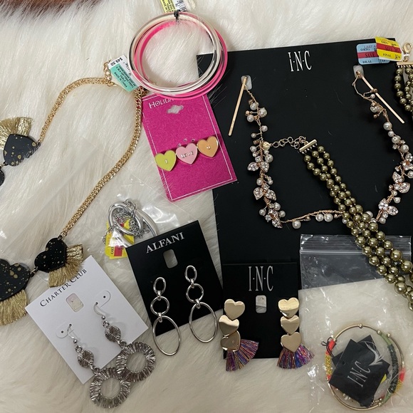 COPY - NEW Lot of 10 jewelry macys earrings necklace bracelets etc - Picture 2 of 2